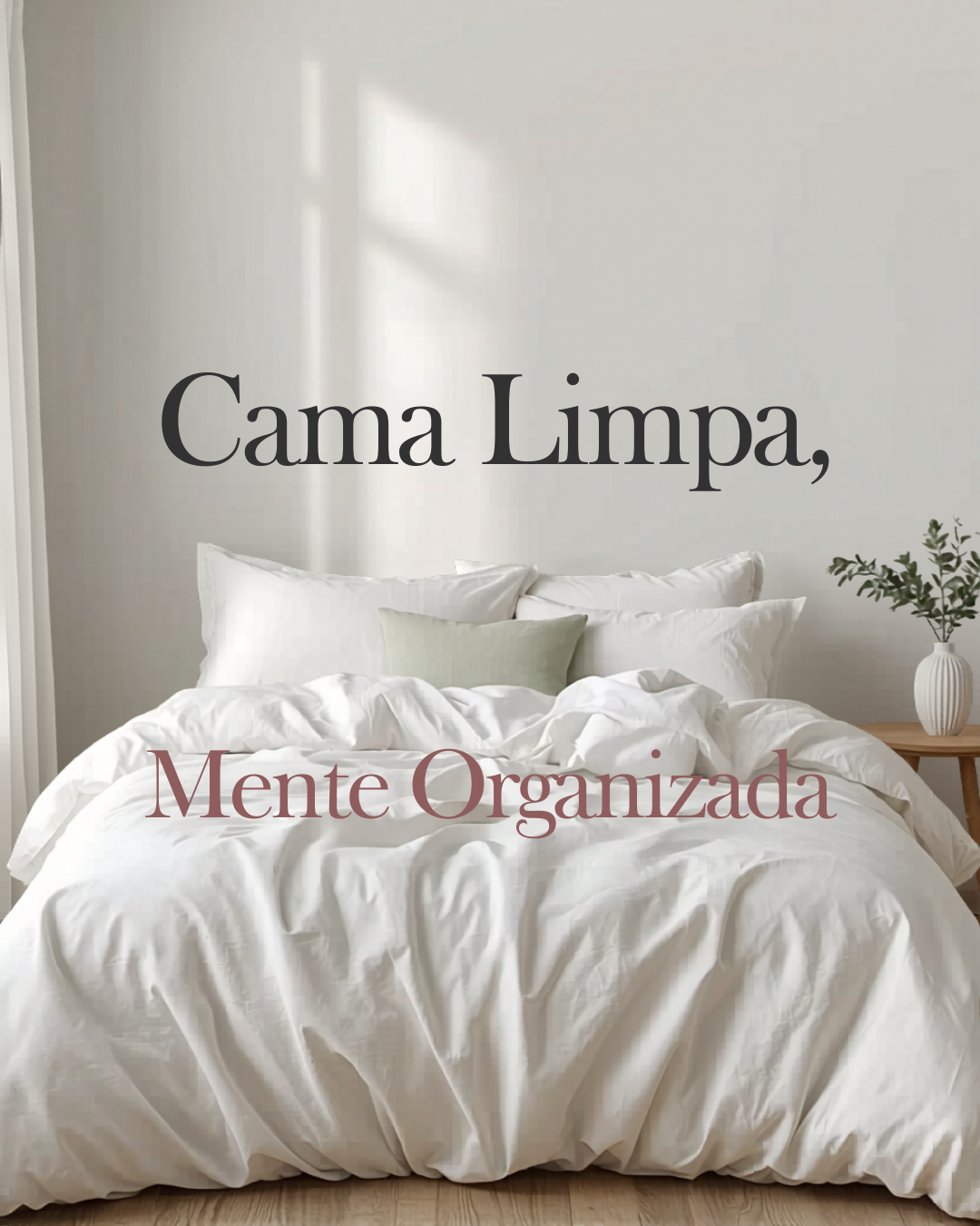 Cama arrumada com luz natural